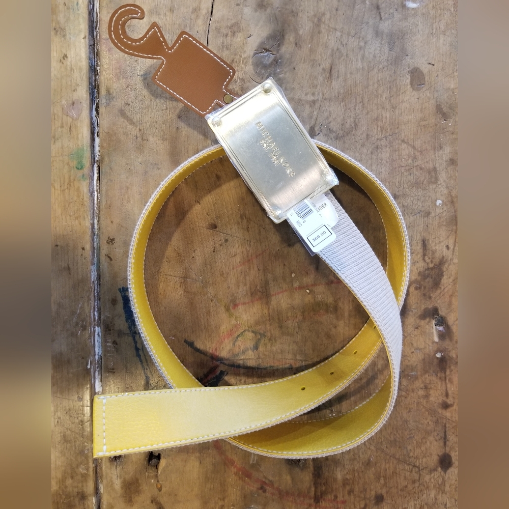 NWT Michael Kors reverable belt size M